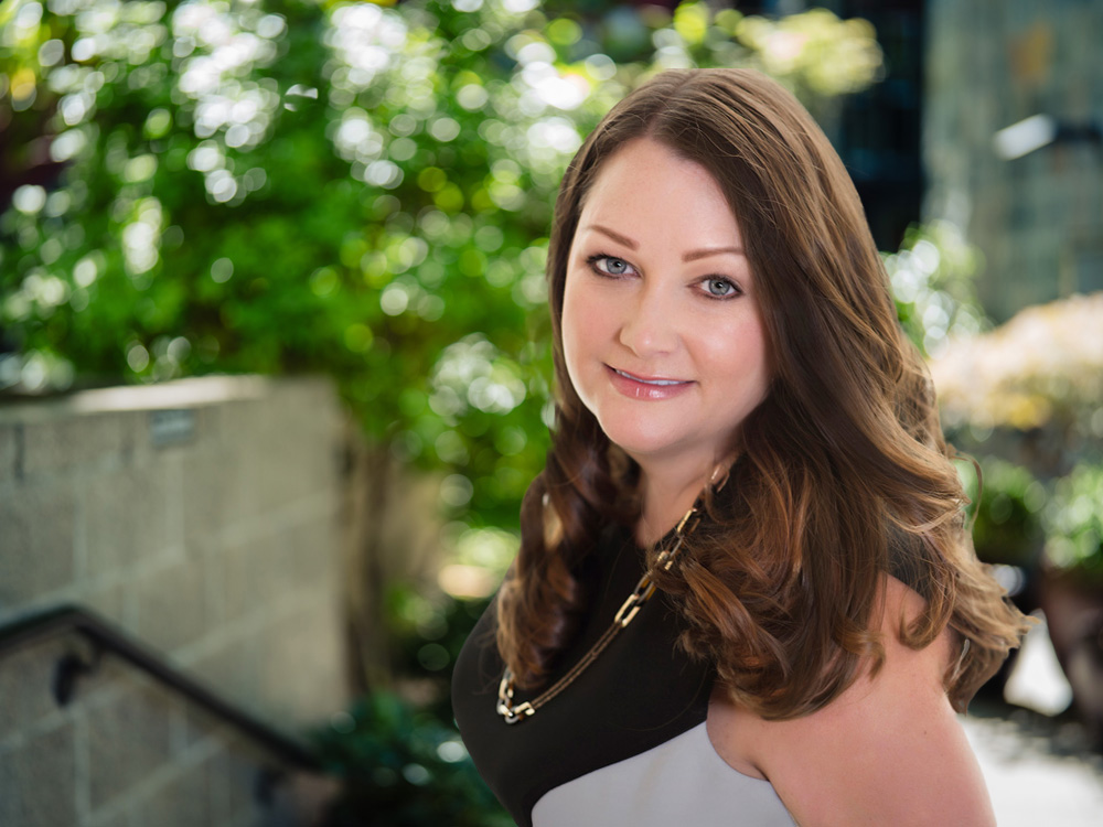 Toni-Hahn-Professional-Photo-3